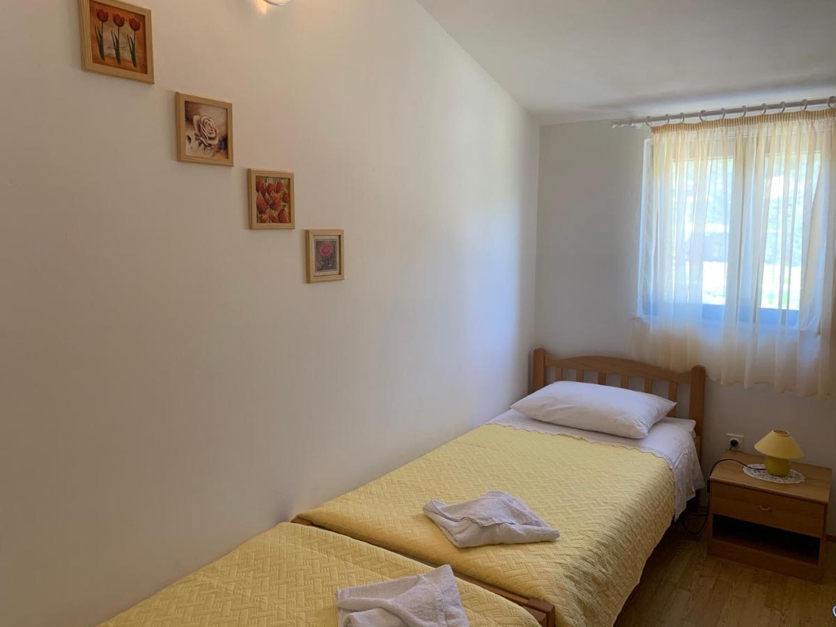 Apartments Ema Sali Zewnętrze zdjęcie