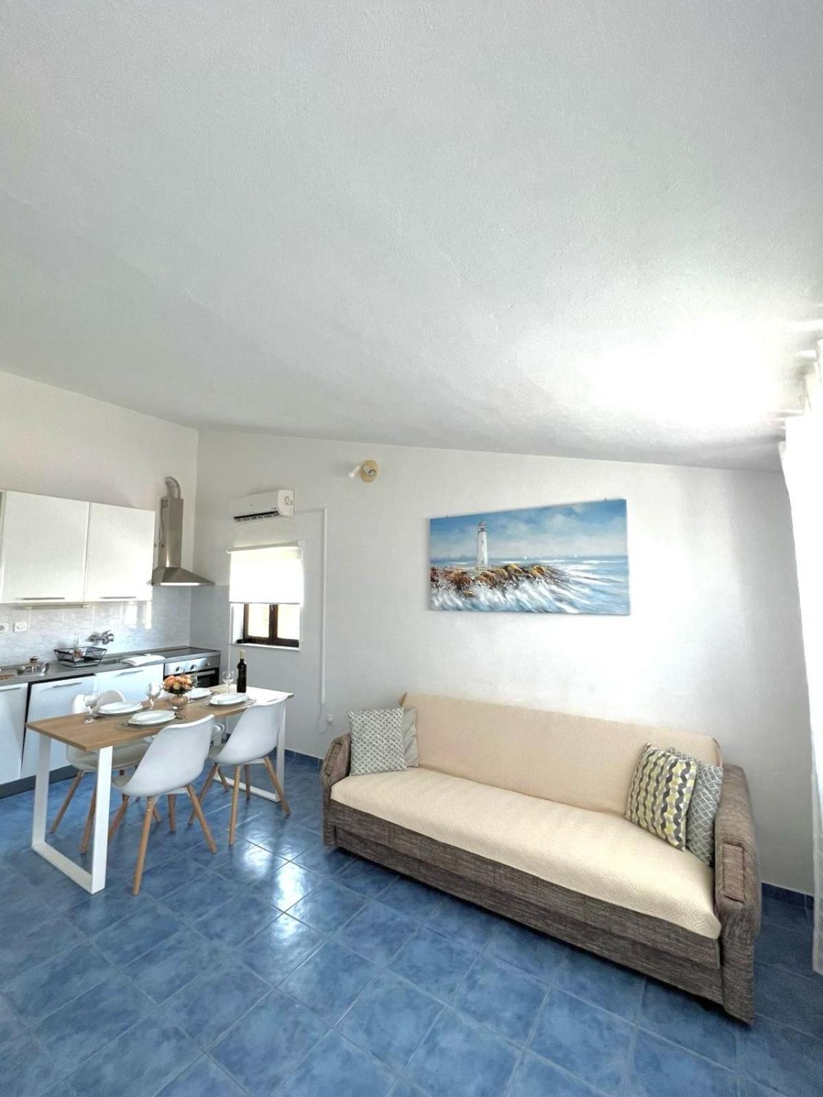 Apartments Ema Sali Zewnętrze zdjęcie