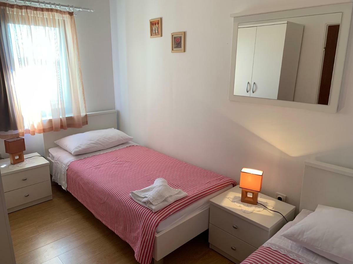 Apartments Ema Sali Zewnętrze zdjęcie