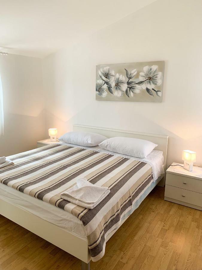 Apartments Ema Sali Zewnętrze zdjęcie